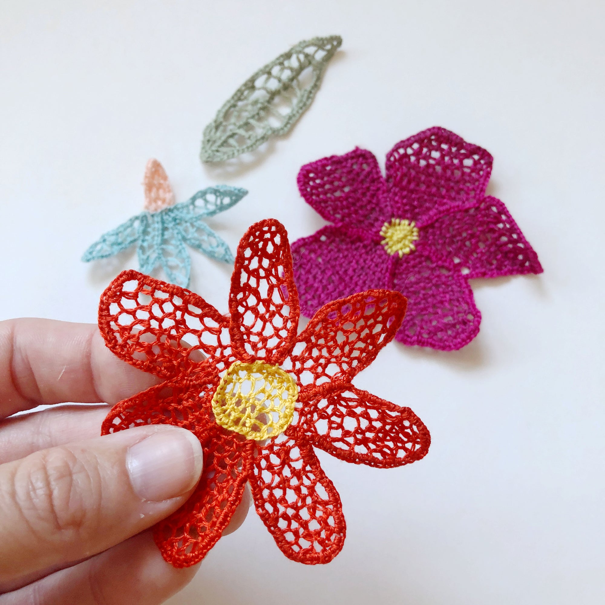 EMBROIDERY CLASS - Create Needle Lace Flowers