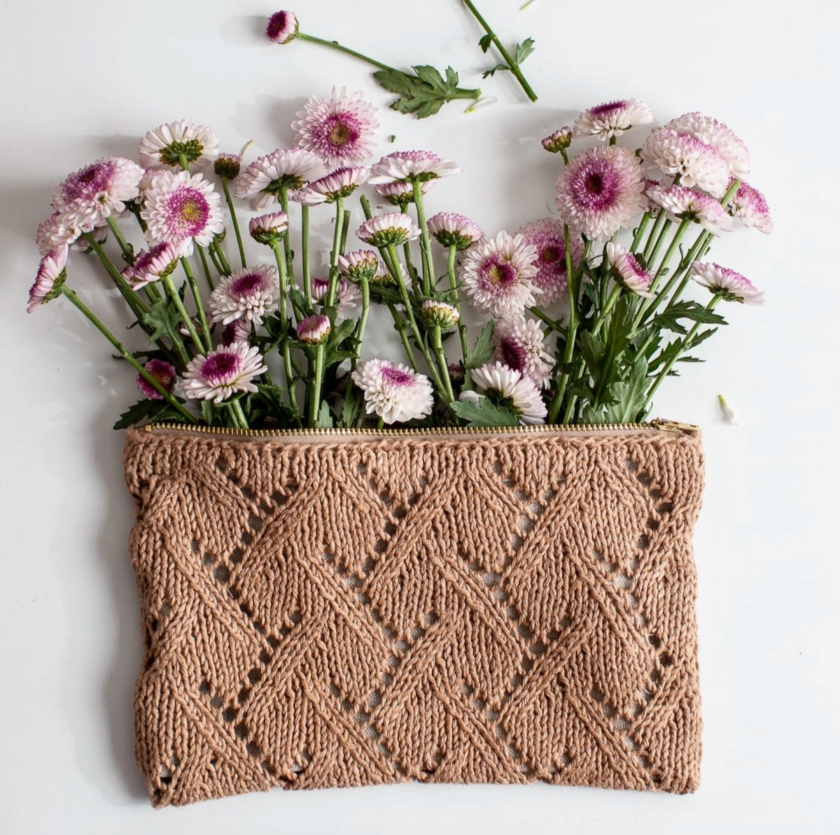 DIY - Knitting - Rowan Pouch - Fawn - No Needles