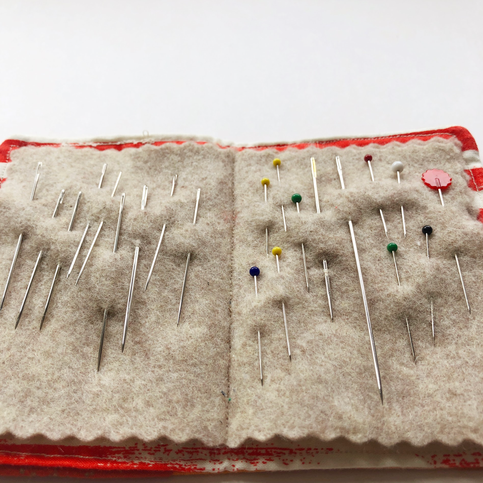 SEWING CLASS: Crazy Quilt a Needle Book
