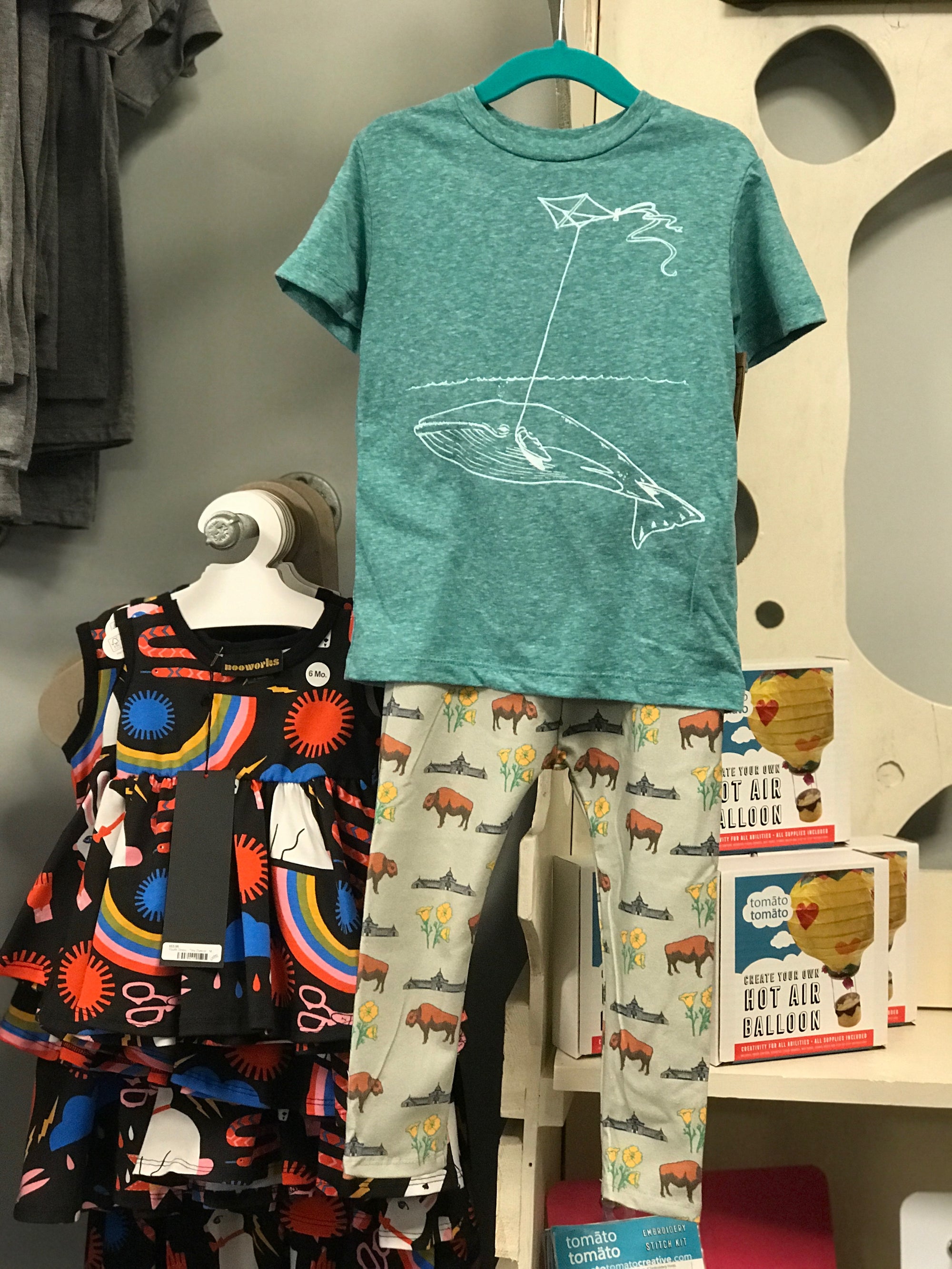 Toddler Shirt - Whale w/ Kite - Unisex Crew
