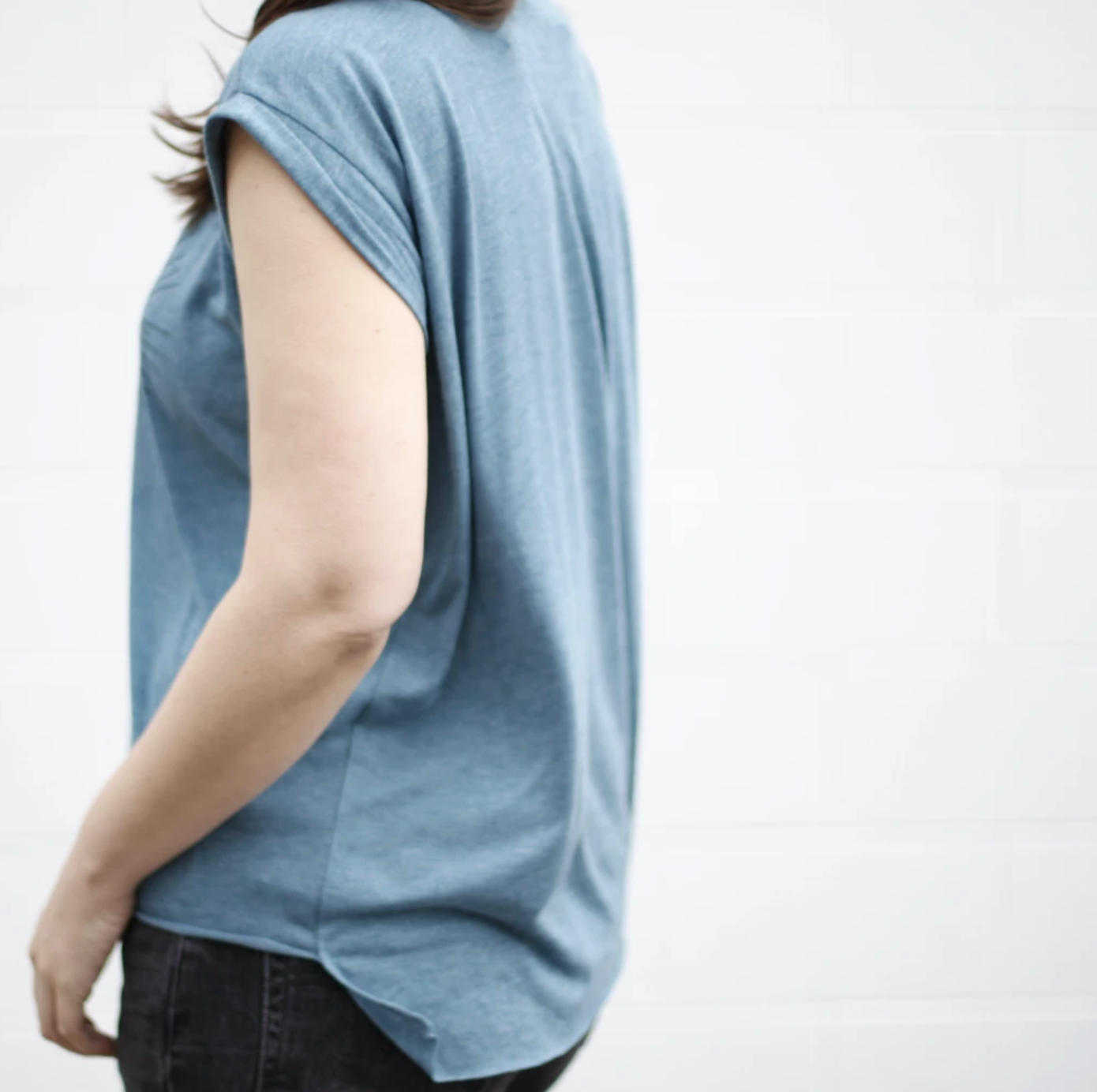 Shirt - Cap Sleeve - Hex Rolled Cuff Muscle Tee