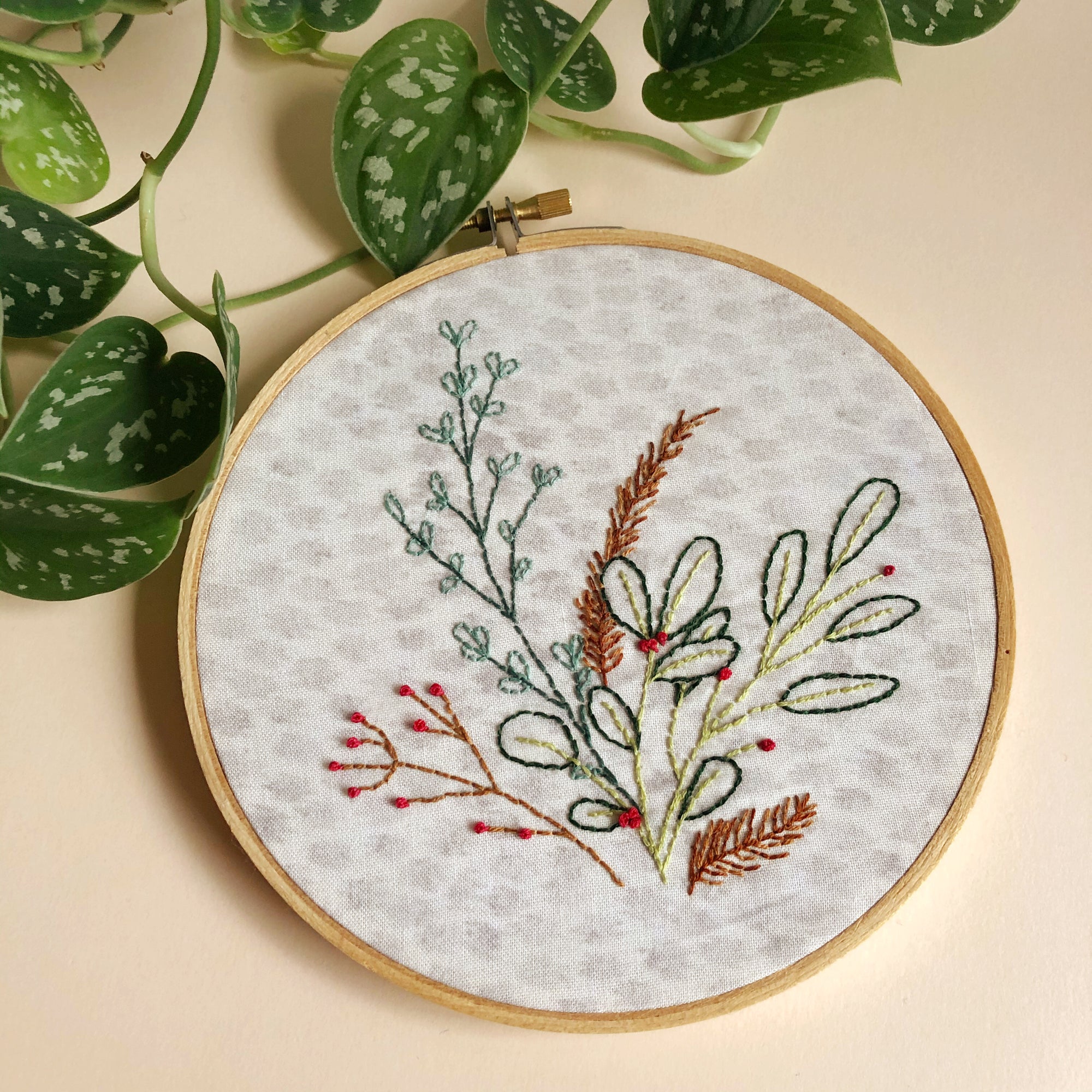 EMBROIDERY CLASS: Winter Botanical Embroidery Basics