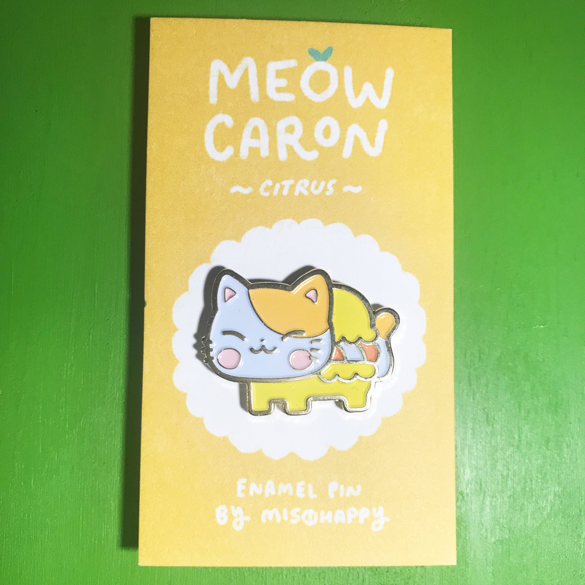 Enamel Pin: Meowcaron - Citrus - Pin