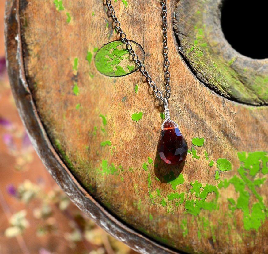 Cranberry Necklace - crimson red garnet gemstone solitaire necklace in 14k gold - Foamy Wader
